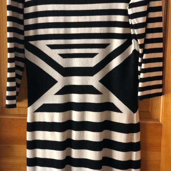 Danny and Nicole Sweater Dress Petite Small - Picture 3 of 4